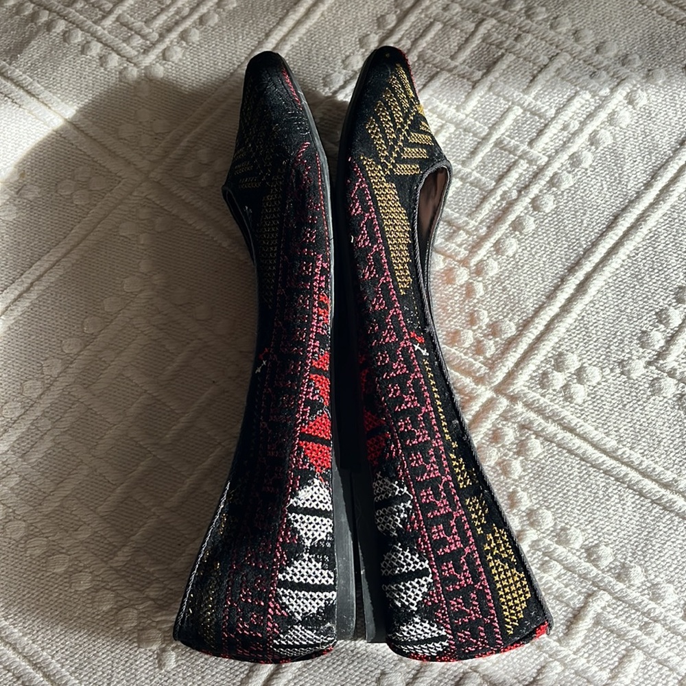 Embroidered Rampage flats - Picture 3 of 4